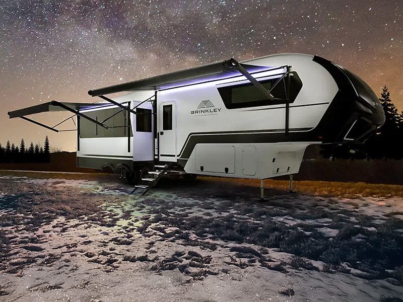 A First-Time RV Buyer's Guide: Tips Before You Buy